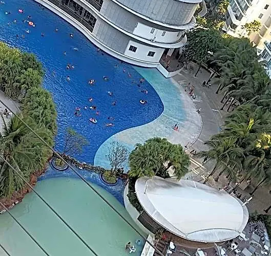 Jn Staycation Urban Azure Отель