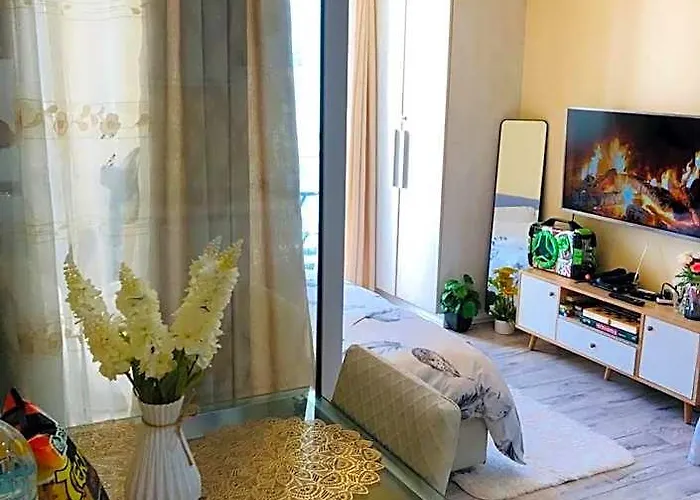 Jn Staycation Urban Azure Манила