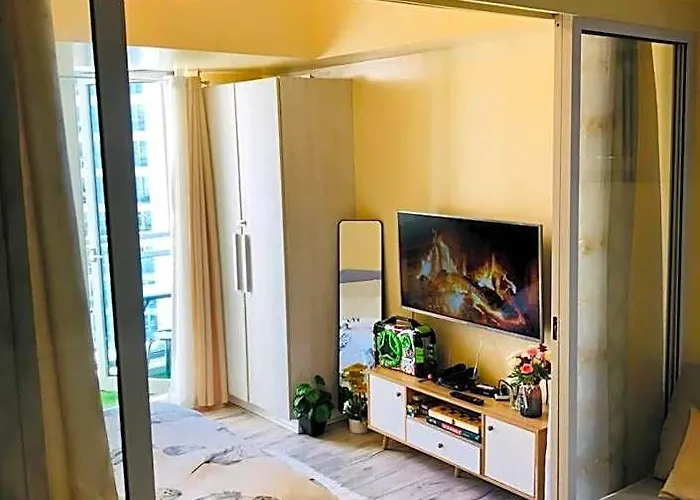 Jn Staycation Urban Azure 5*