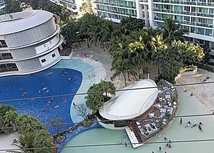 Jn Staycation Urban Azure Отель Манила